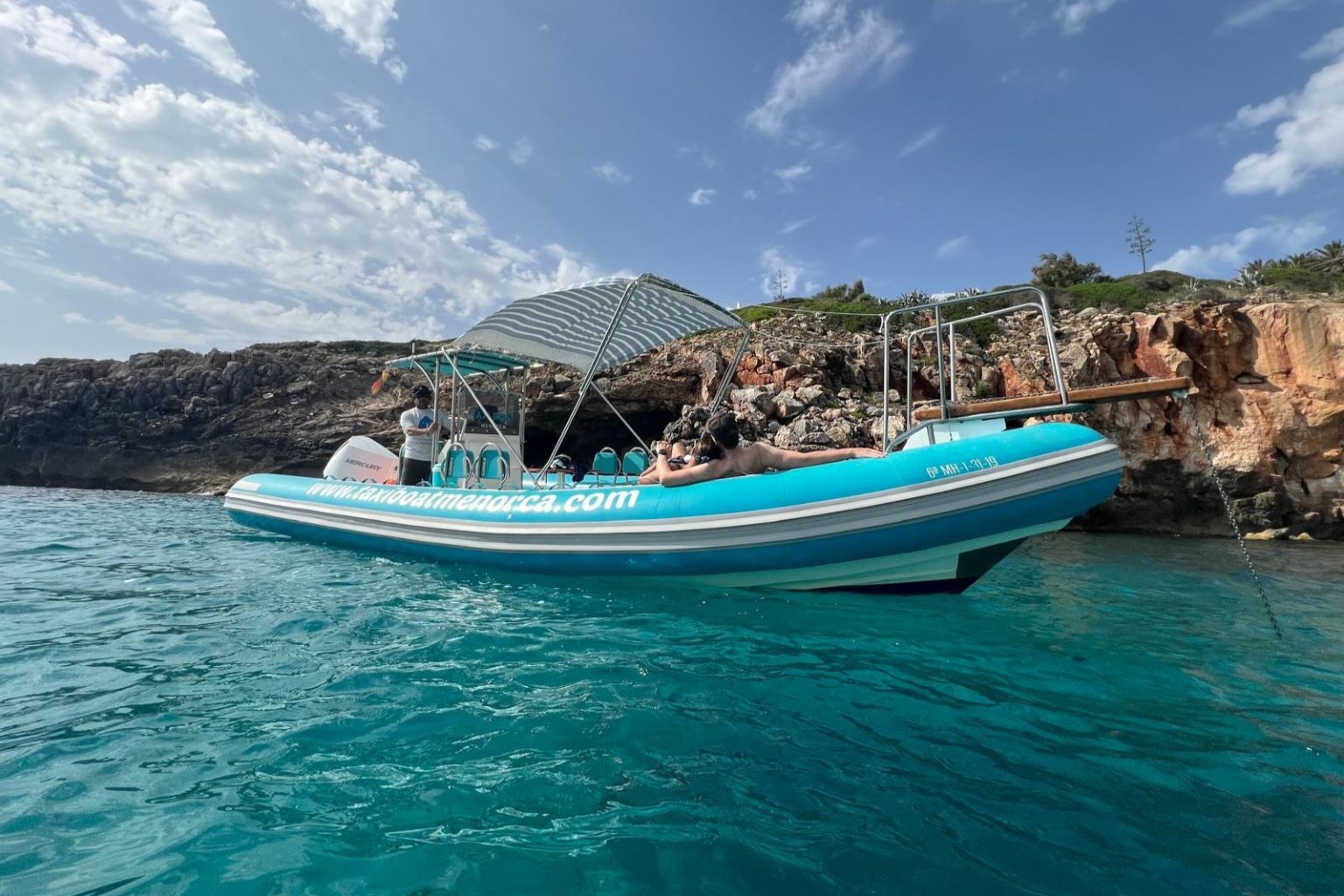 foto taxiboat2025